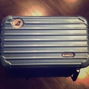Brand New Blue Rimowa Amenity Kit Eva Air